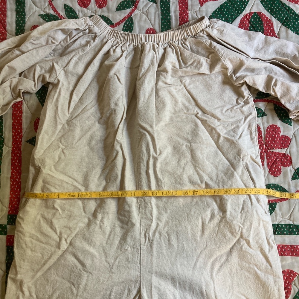 Sad beige clown costume - Picture 4 of 8